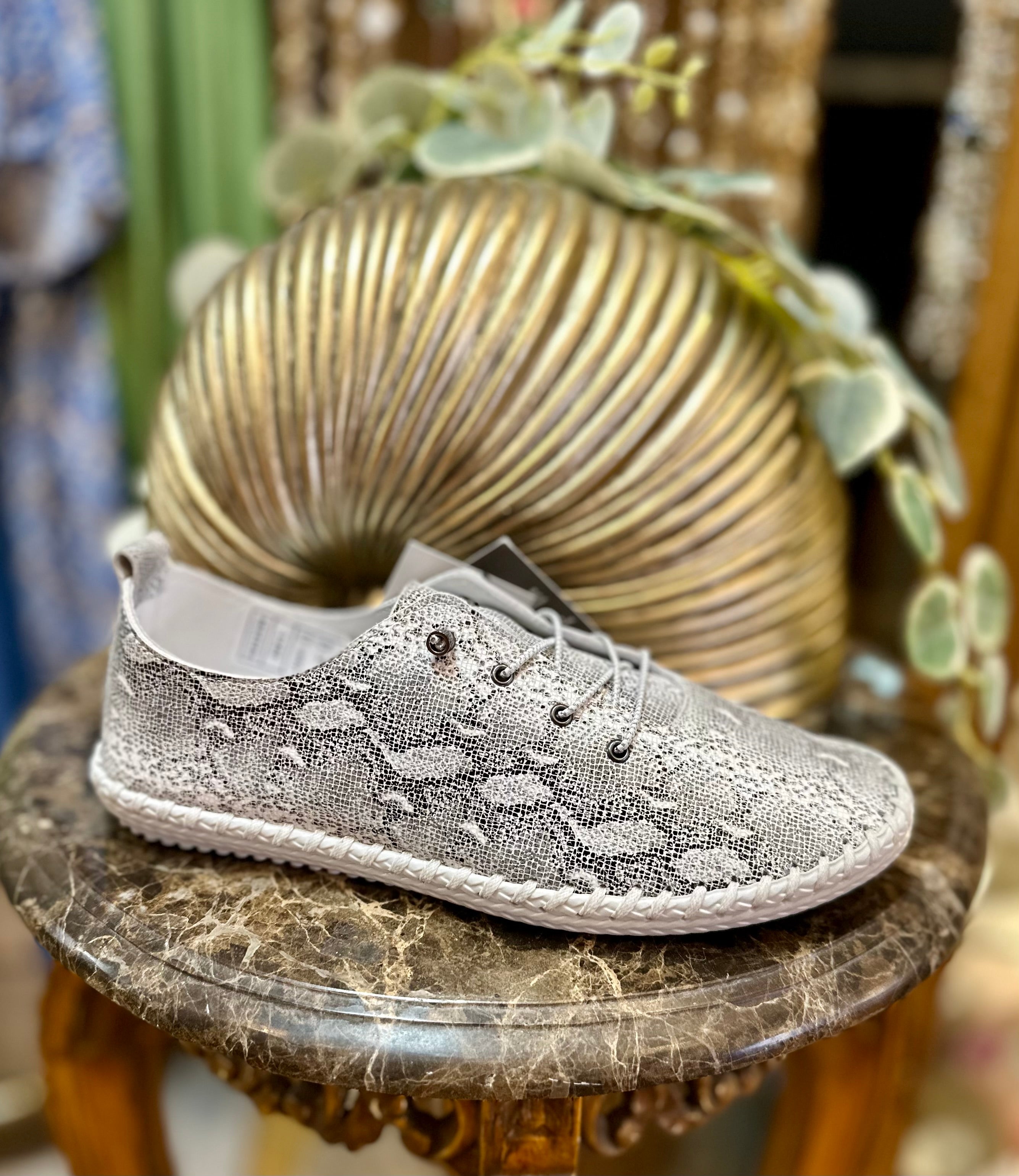 St Ives Lunar Leather Plimsole - Silver Patterned