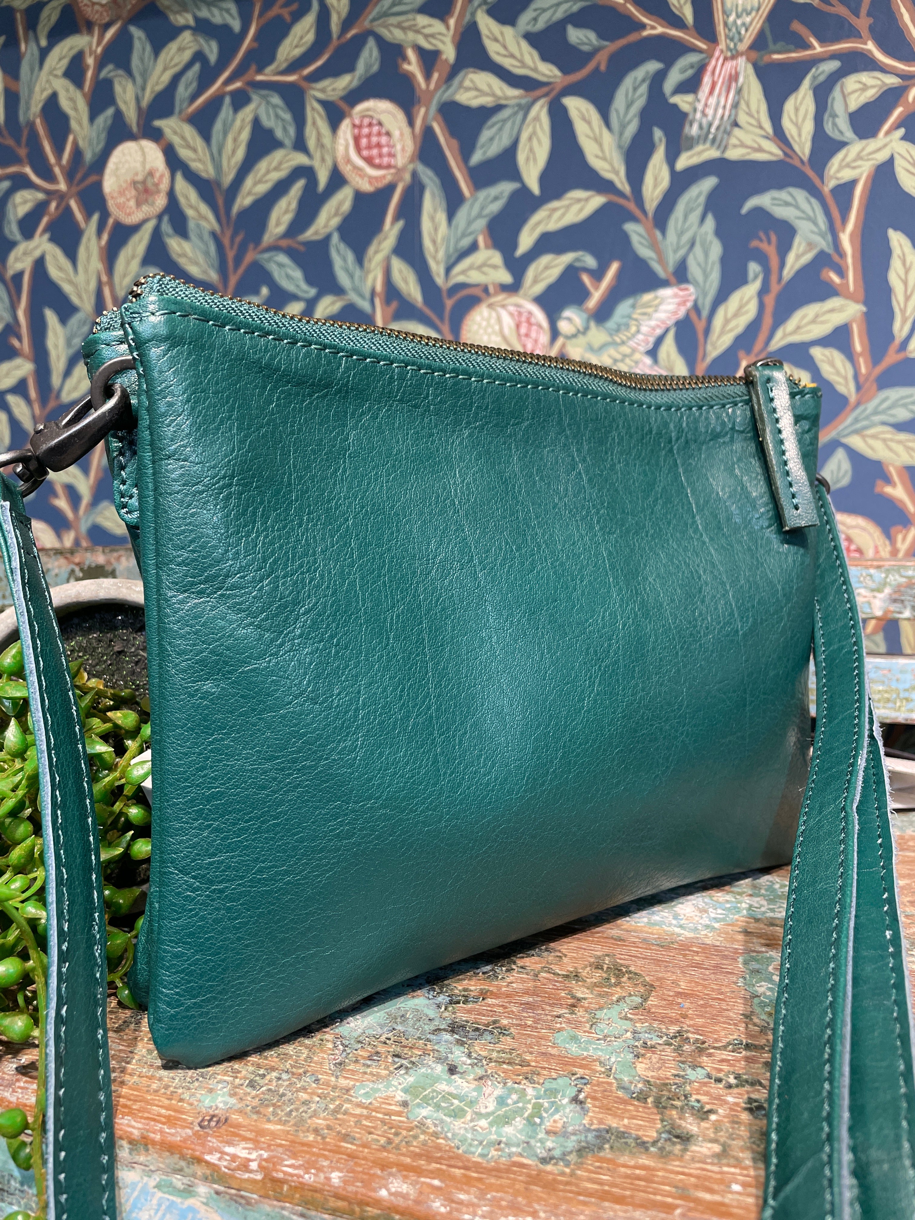 Sticks and Stones Leather Valletta Bag