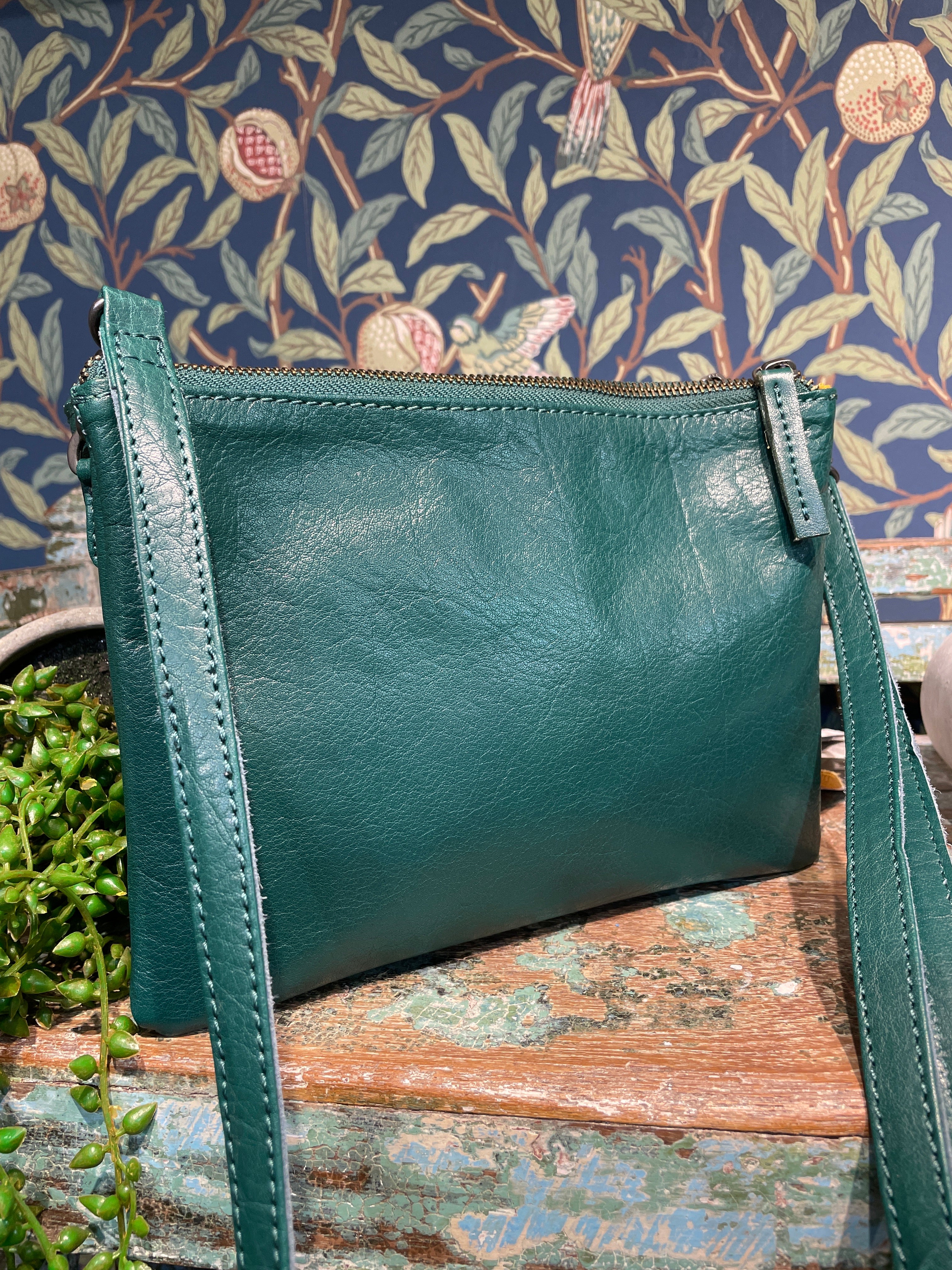 Sticks and Stones Leather Valletta Bag